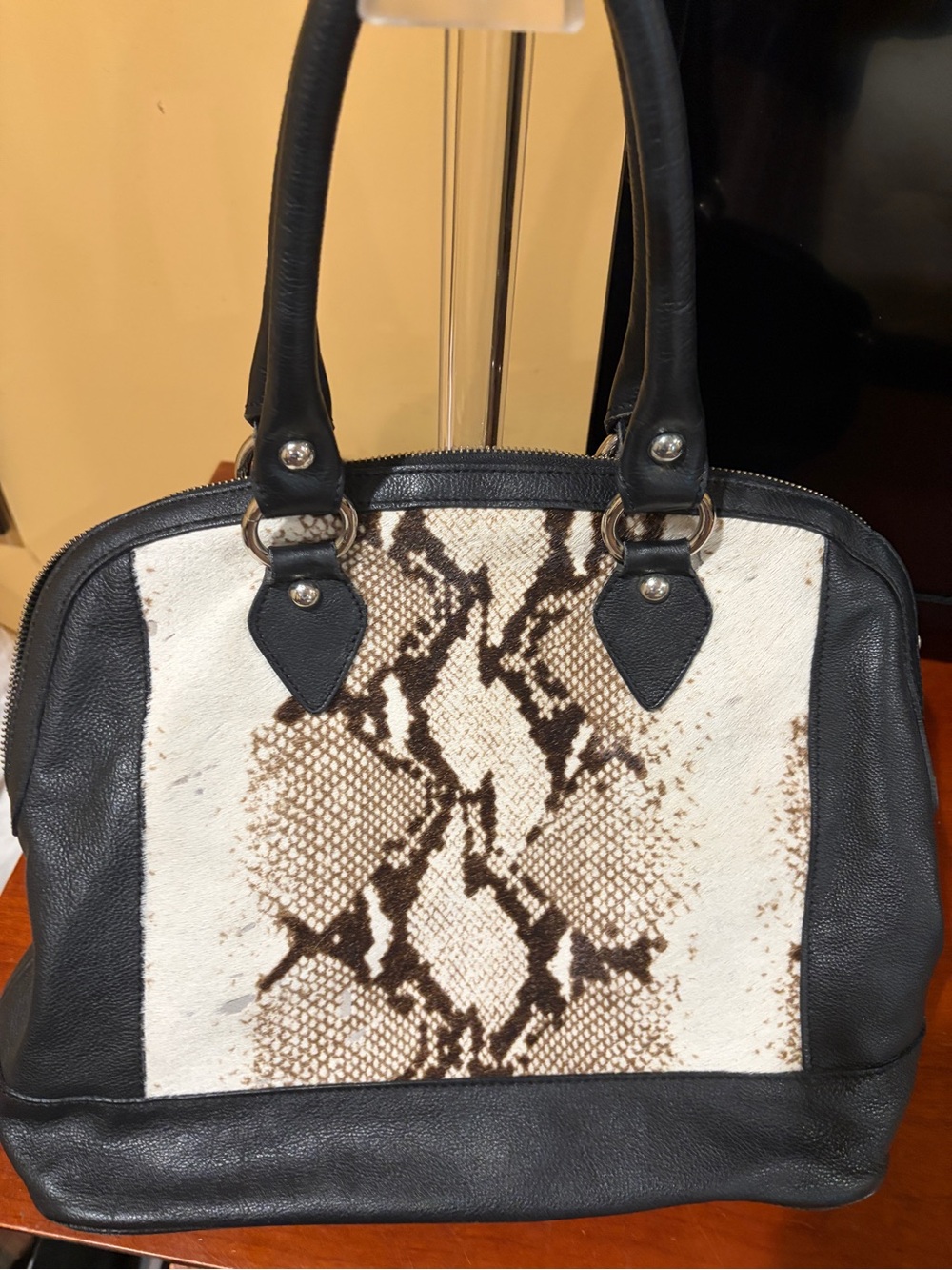 PRISTINE Innué Italy Large Leather & Calf Hair Bowling Satchel – Black/White